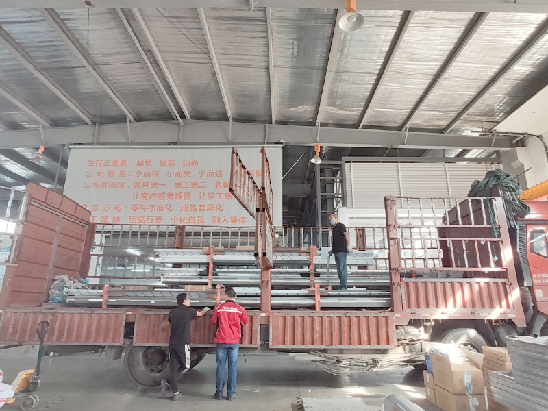 新恒邦卷簾門發貨