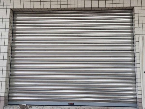 電動防風(fēng)卷簾門