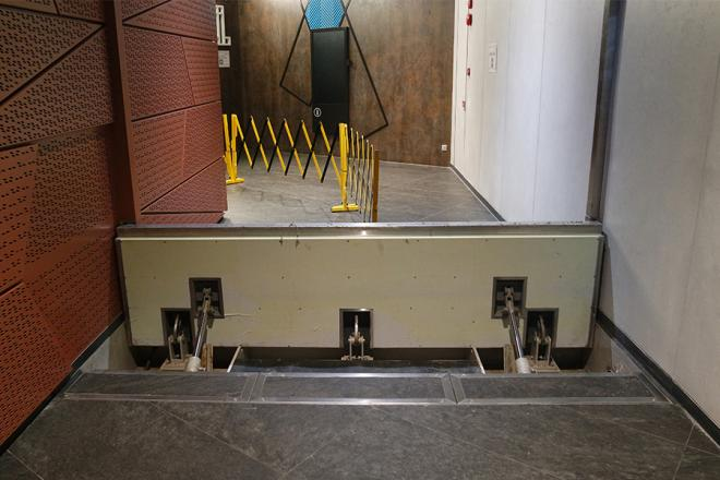 新恒邦門業智能擋水防水門-新加坡項目